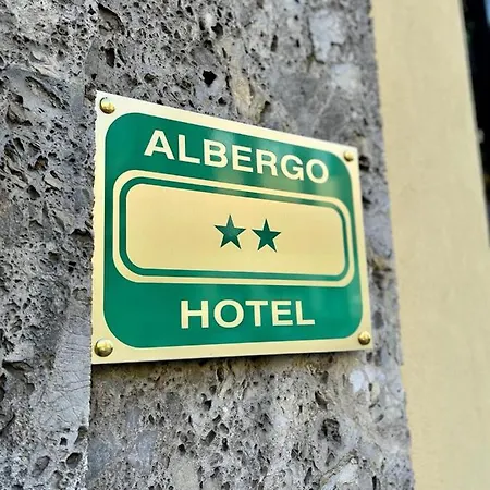 26 Hotel Milán