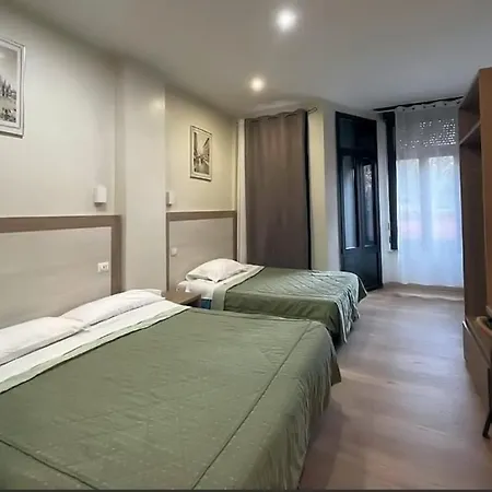 26 Hotel Milán
