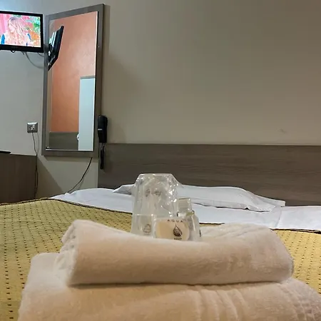 米兰诺旅馆