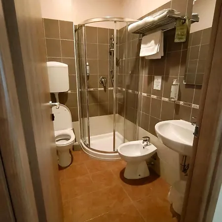 Otel 26 2*